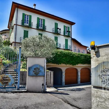 아파트 Easy Welcome Green House Regatola *