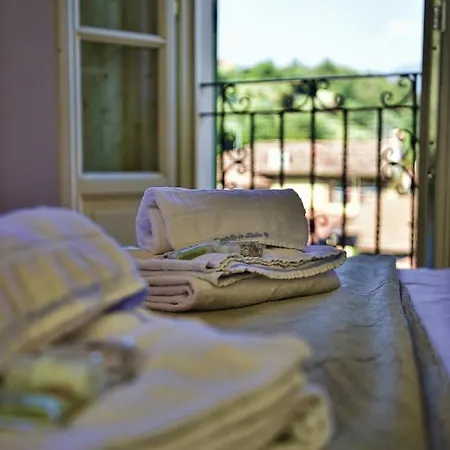 Easy Welcome Green House Regatola 아파트 *