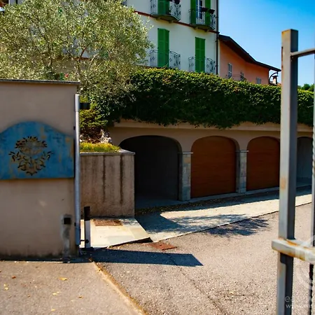 Easy Welcome Green House Regatola Διαμέρισμα