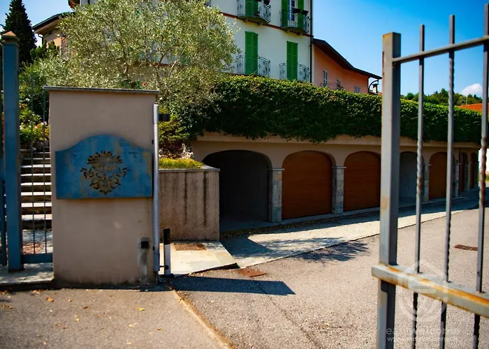 Easy Welcome Green House Regatola Appartement