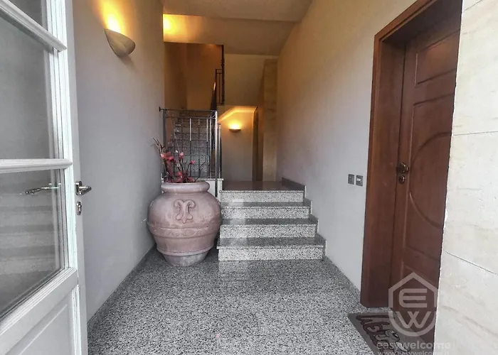 Easy Welcome Green House Regatola *