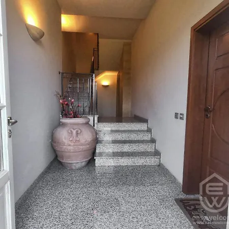 Easy Welcome Green House Regatola *