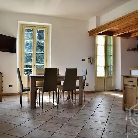 Easy Welcome Green House Regatola Appartement